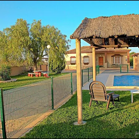 Mi Oasis Будинок відпочинку Коніль-де-ла-Фронтера